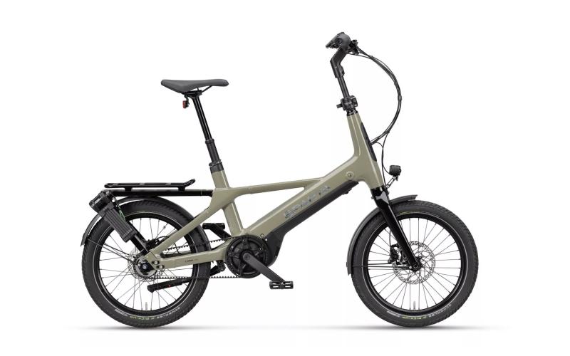 <p>Deze innovatieve elektrische fiets is ontworpen om compacte oplossingen te bieden, zowel voor het stadsleven als voor recreatieve ritten. Door een slim en modulair ontwerp is de S-COMPACT in een handomdraai nog compacter te maken, zodat de fiets eenvoudig vervoerd of gestald kan worden. Compact van formaat, maar met het rijgemak en de prestaties van een volwaardige elektrische fiets.&nbsp;&nbsp;</p>
